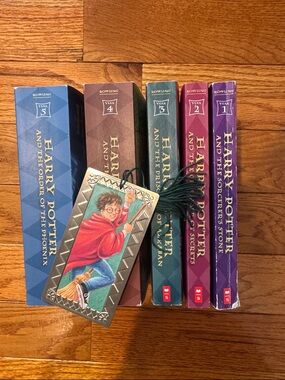 Harry Potter Paperback Set with Illustrated Metal Bookmark - Books 1-5